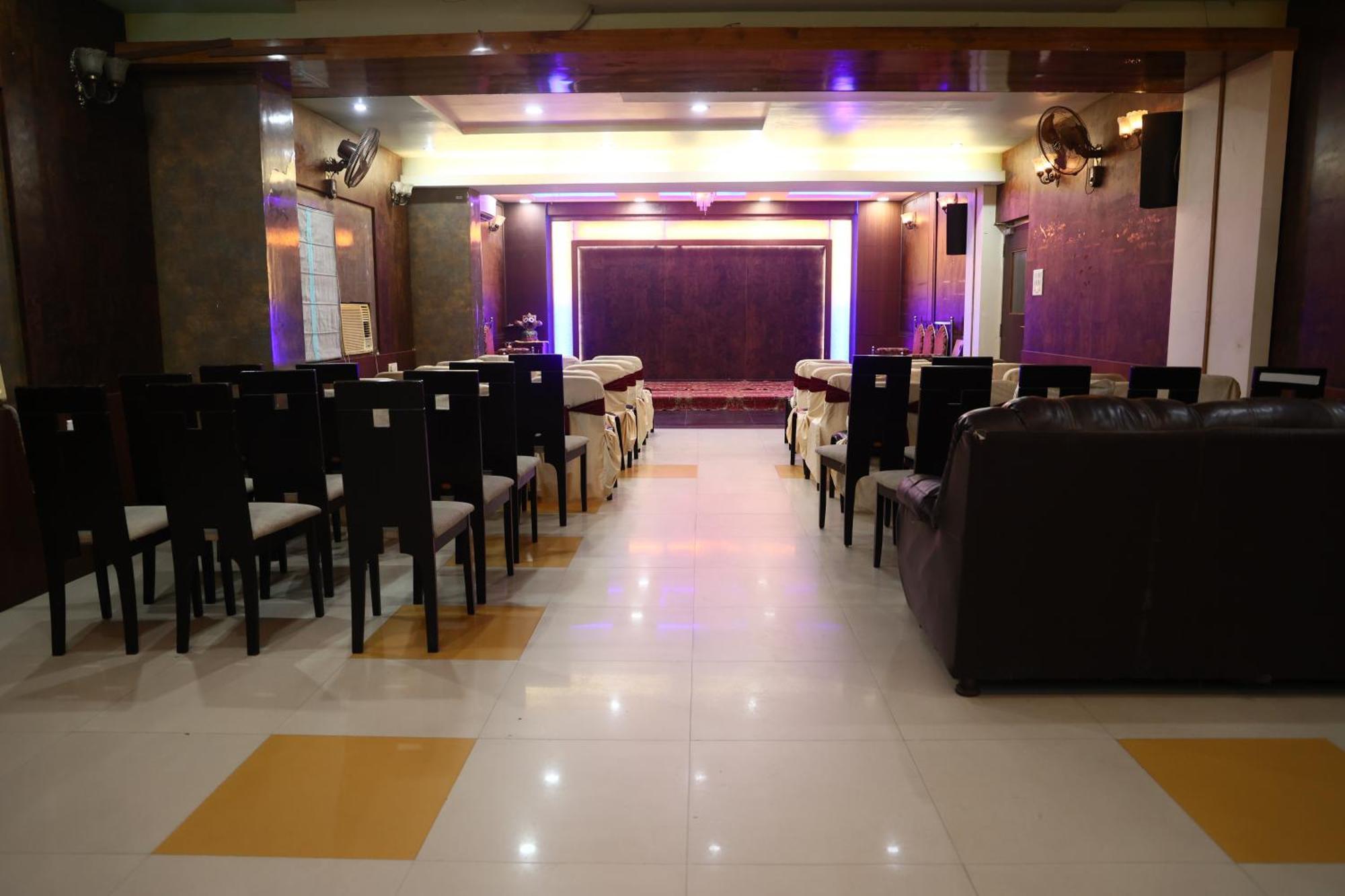 Hotel Bhubaneswari Classic Brahmapur Экстерьер фото