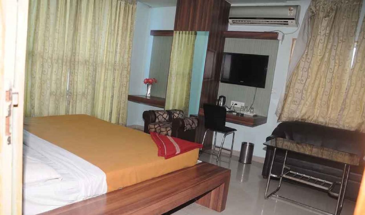 Hotel Bhubaneswari Classic Brahmapur Экстерьер фото